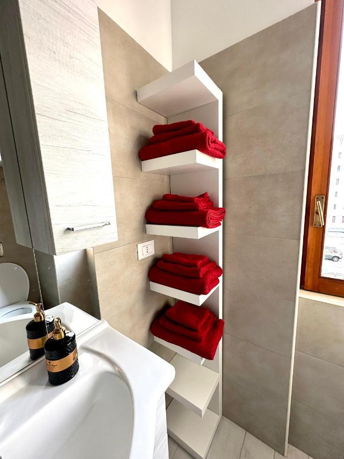 Marghespace Zona Stazione Centrale Appartamento Con Letto Matrimoniale E Bagno Milan Exterior photo